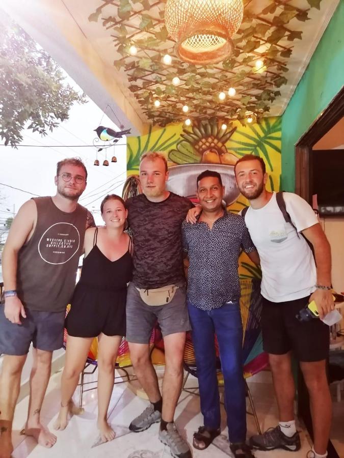 Hostel Shalom Adonai Cartagena Luaran gambar