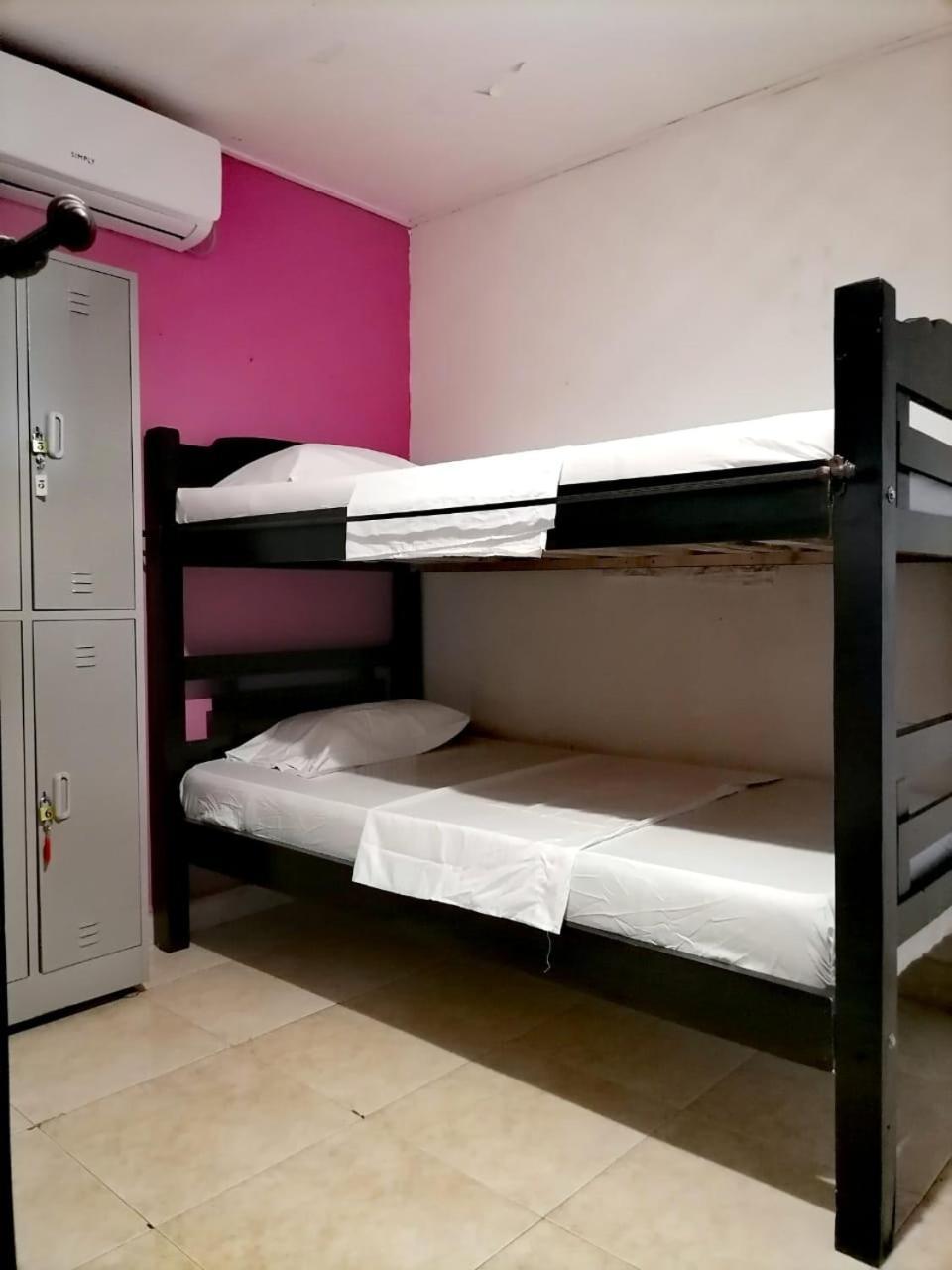 Hostel Shalom Adonai Cartagena Luaran gambar