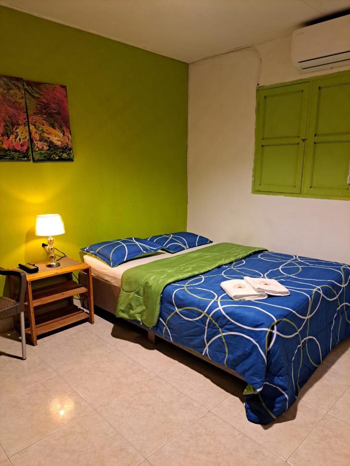 Hostel Shalom Adonai Cartagena Luaran gambar