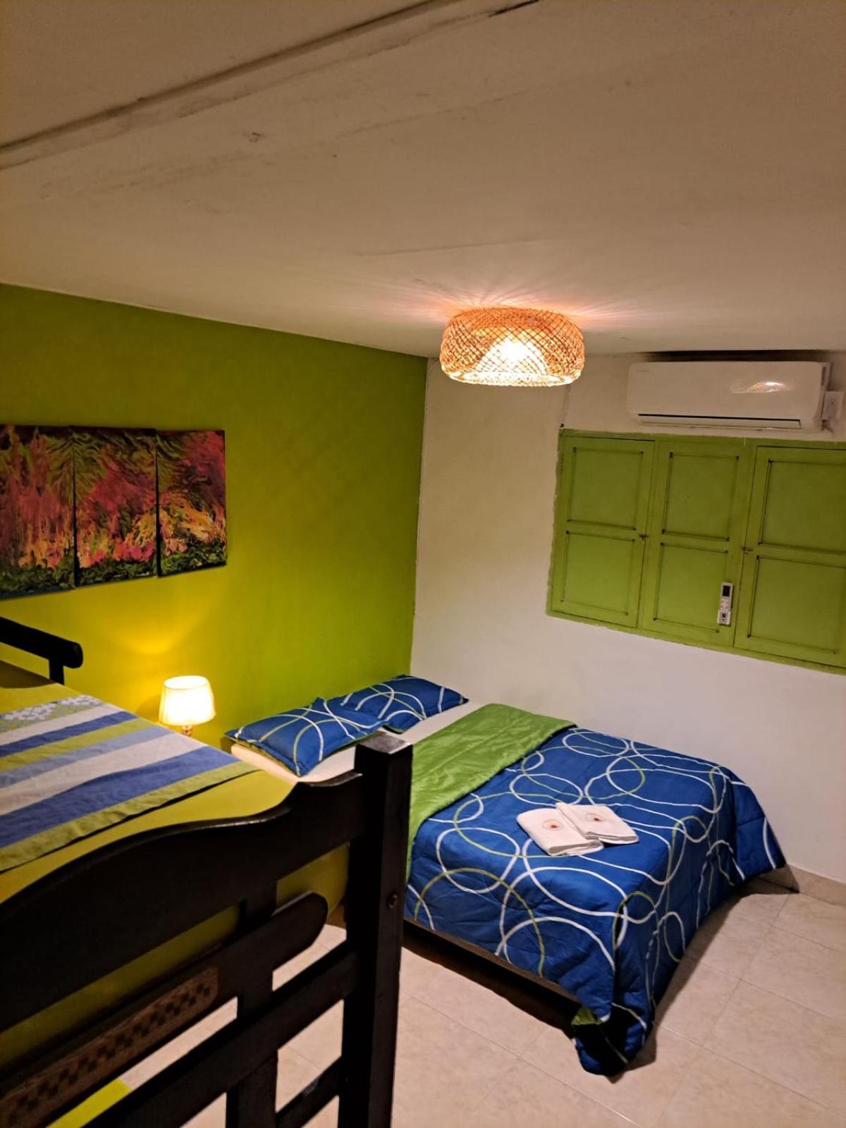 Hostel Shalom Adonai Cartagena Luaran gambar
