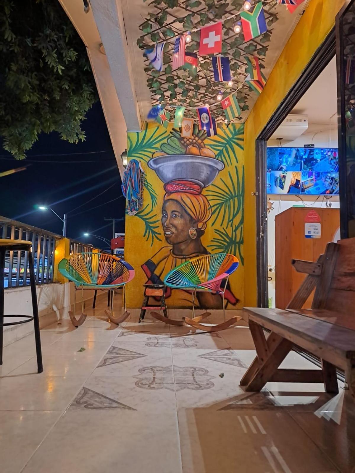 Hostel Shalom Adonai Cartagena Luaran gambar