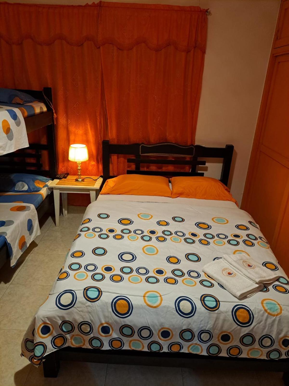 Hostel Shalom Adonai Cartagena Luaran gambar