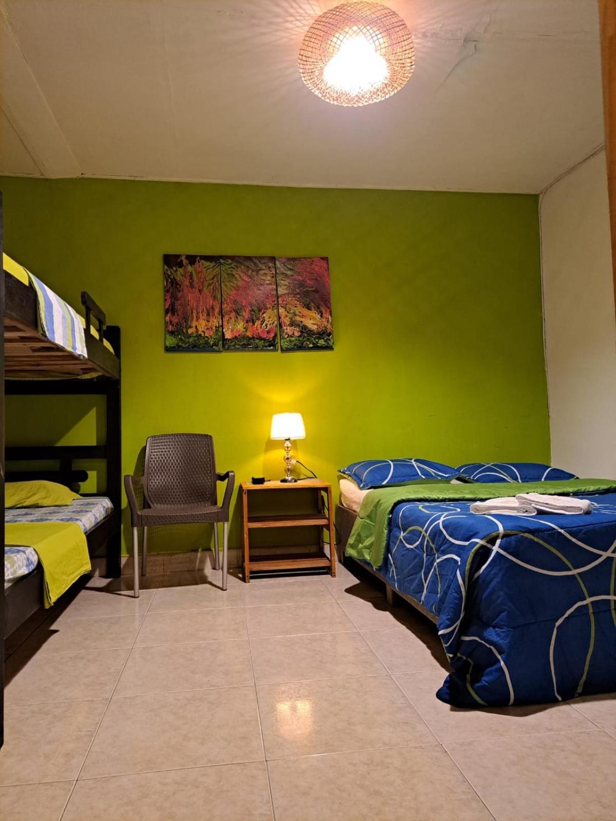 Hostel Shalom Adonai Cartagena Luaran gambar